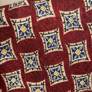 Geoffrey Beene Red and Gray Patterned Silk Tie